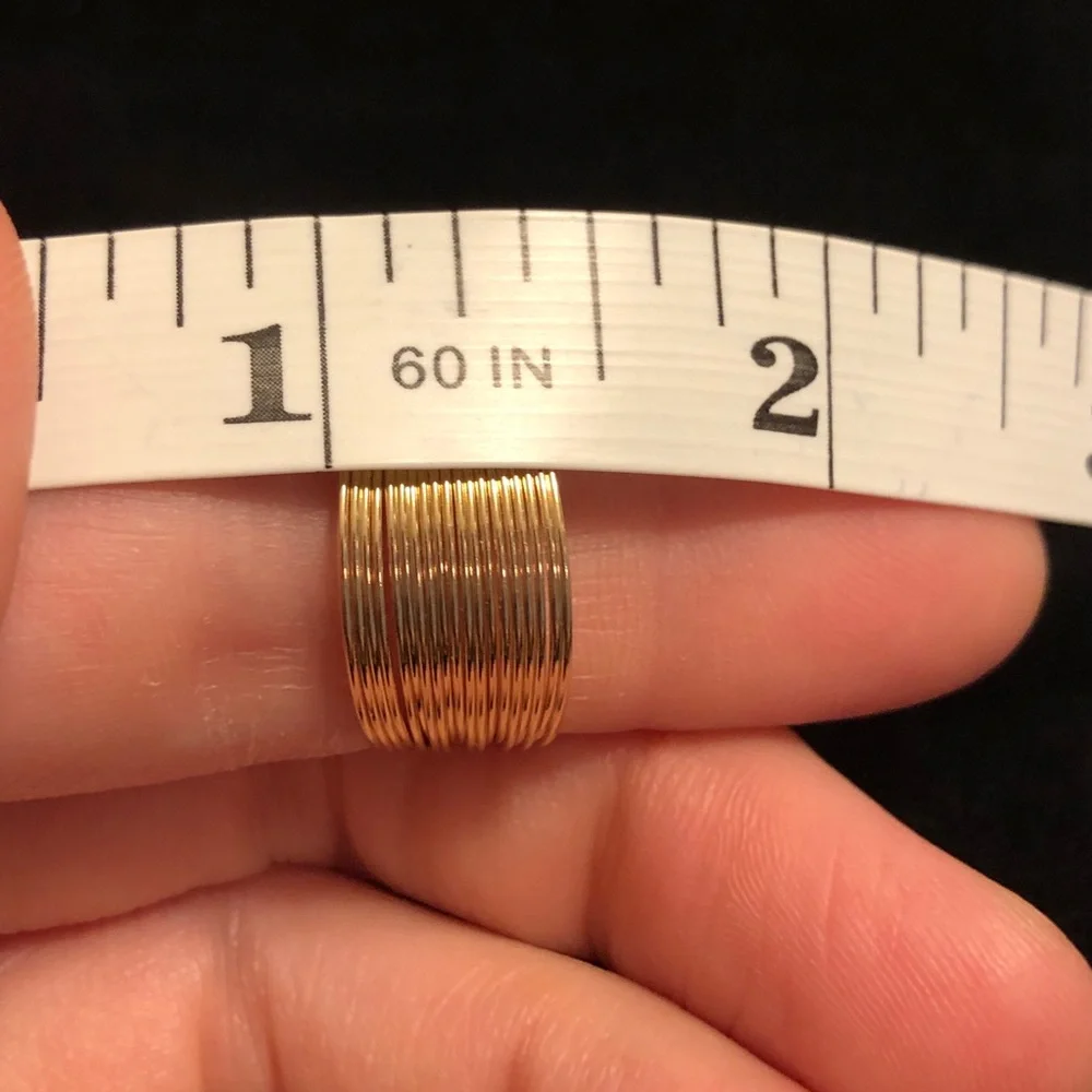 Elegant Gold Tone Women's Ring